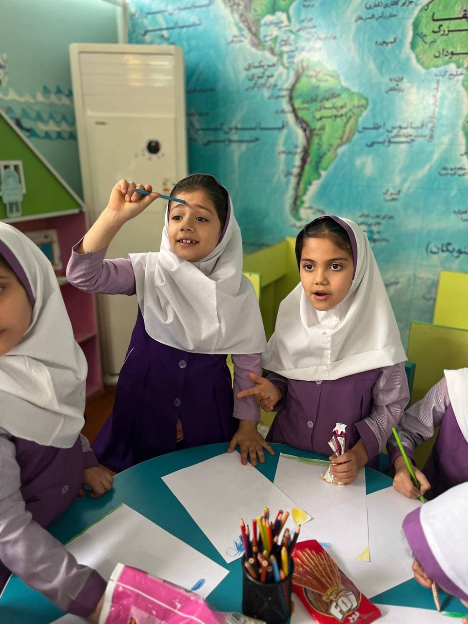 پیش دبستان و دبستان غیردولتی شهید فرزامی