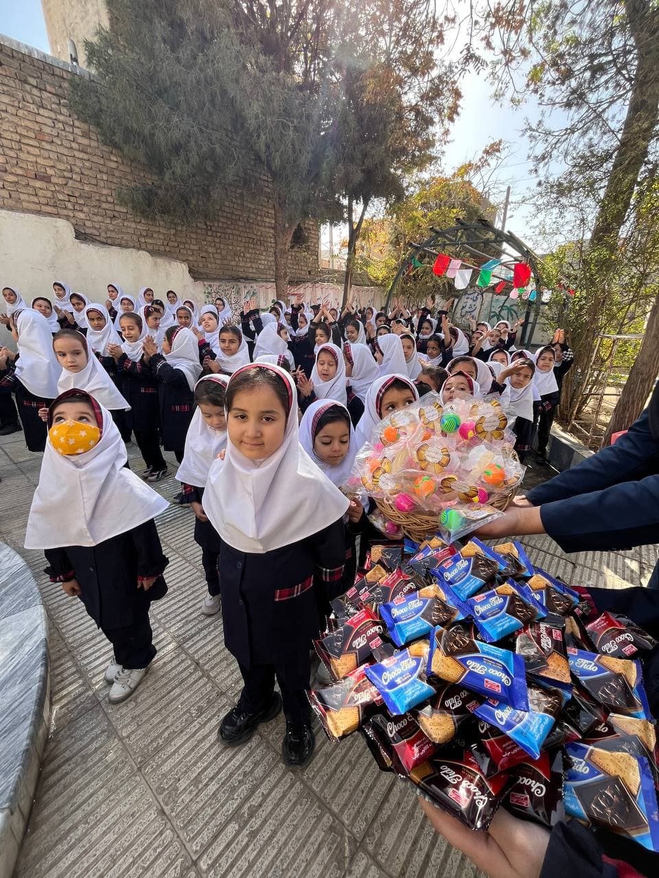 پیش دبستان و دبستان غیردولتی شهید فرزامی